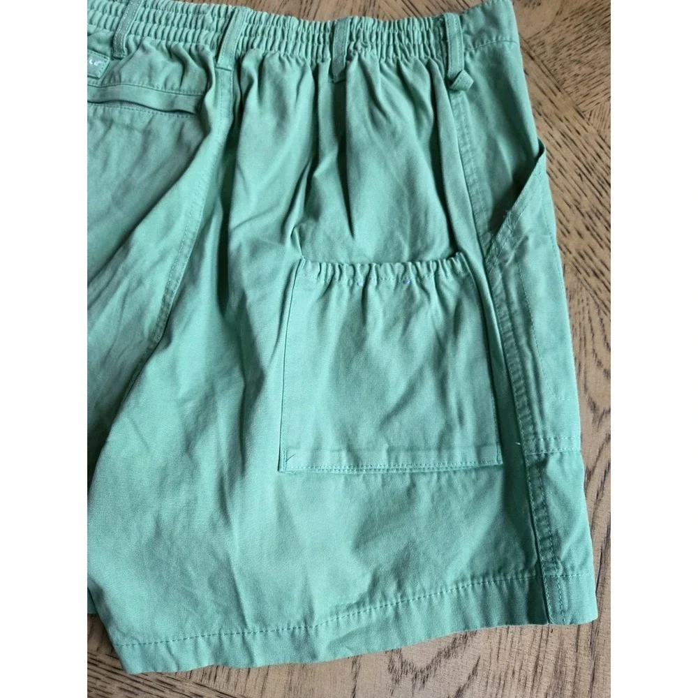 Hook & Tackle Beer Can Island Shorts Men's Size 34 Light Green Cotton